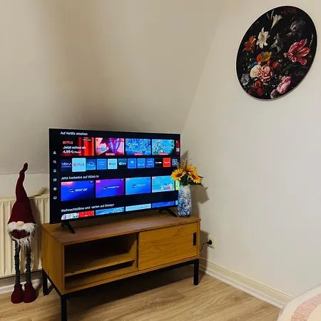 Charmantes Altstadt-juwel An Der Elbe Apartment Wedel